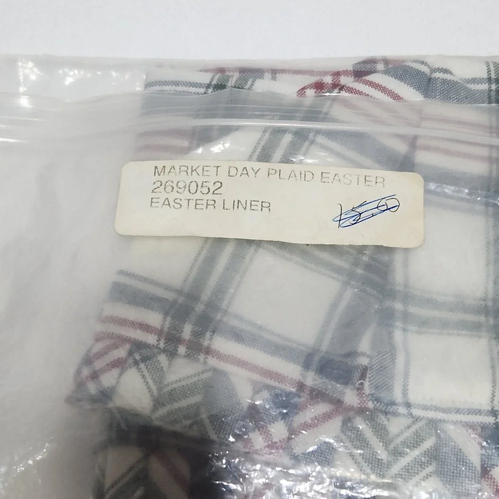 Longaberger Easter Basket Liner Market‎ Day Plaid Multi Colored